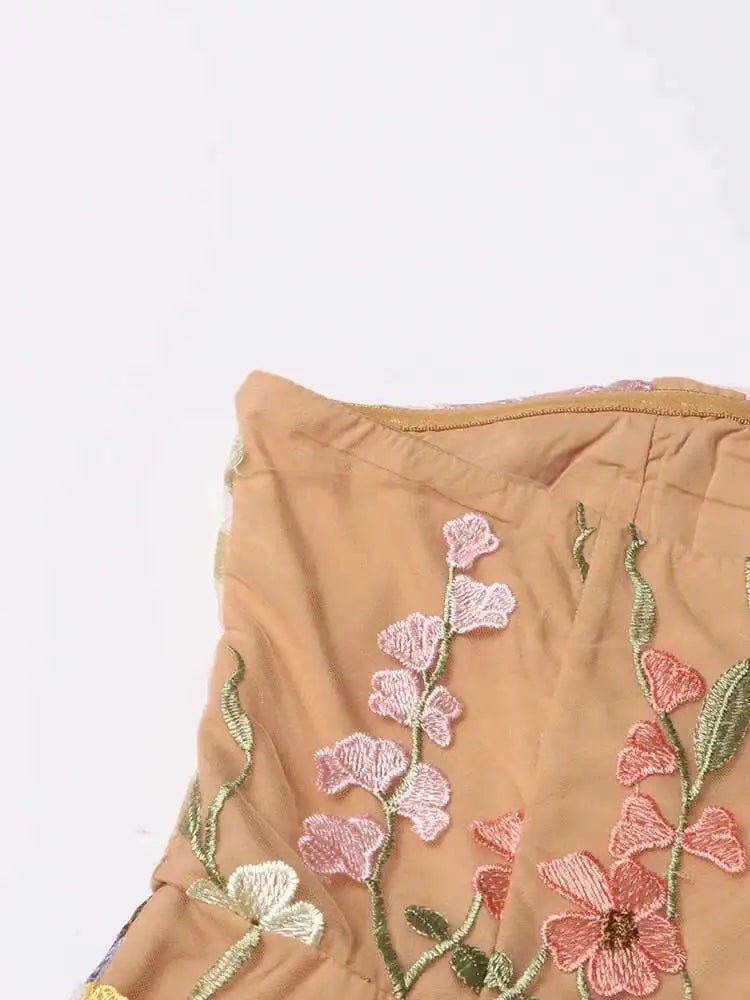 Strapless Appliques Dress