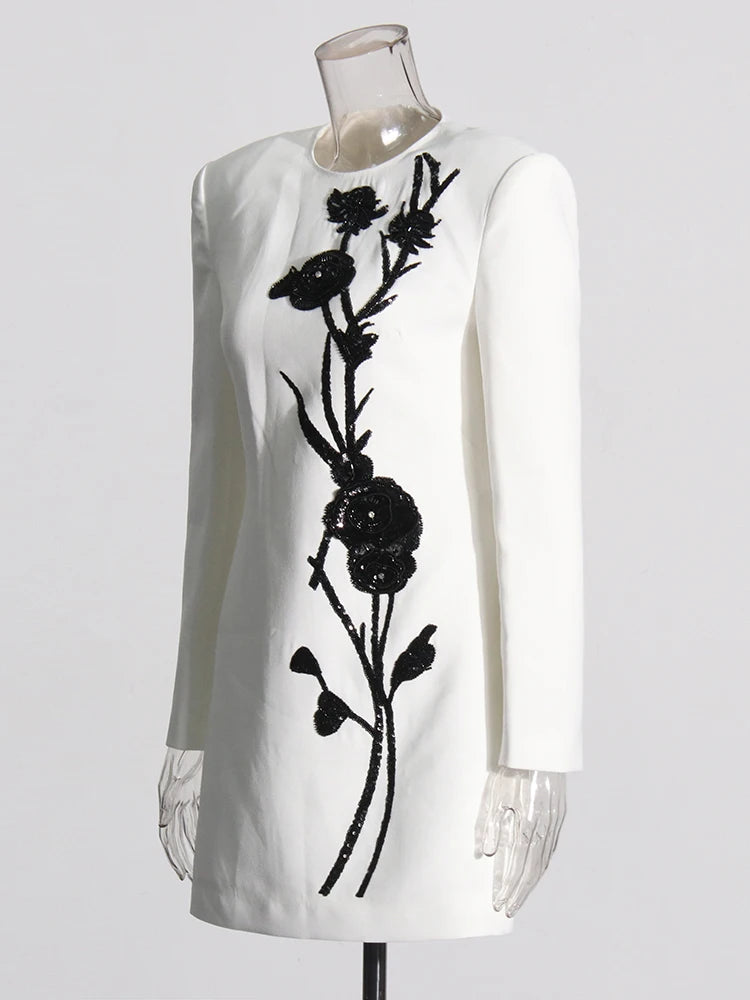 Zalia Atelier | White Shift Dress Long Sleeve