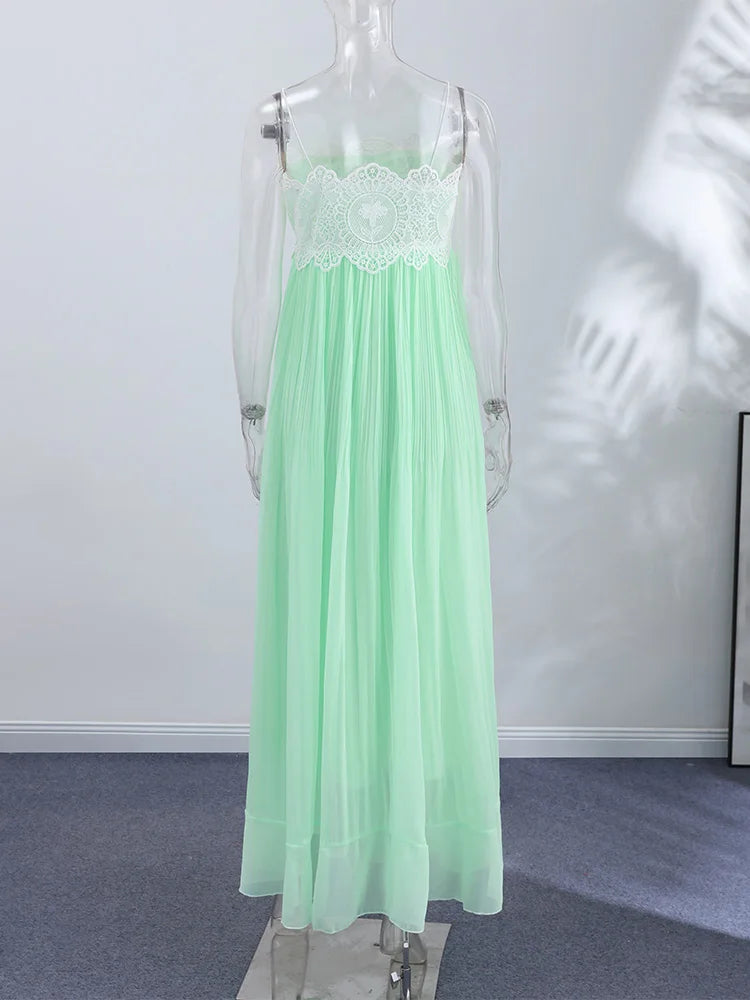 Zalia Atelier - Pastel Green Lace Detail Dress